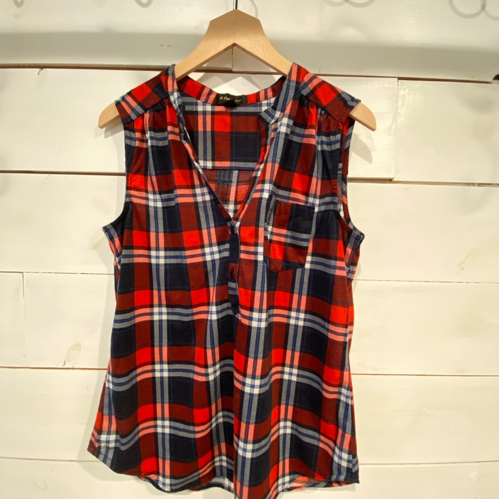 Stylish Plaid Sleeveless Blouse